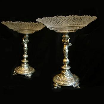 Figurální nástolec, 2 kusy Figurální nástolec, 2 kusy
